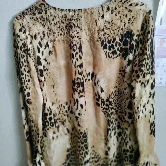 Dana Buchman 100% silk - Picture 2 of 8